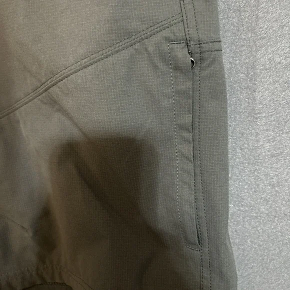 Kuhl Silencr Kargo Shorts Mens 35 Gray Hiking Outdoors Stretch Travel Logo - Picture 2 of 11